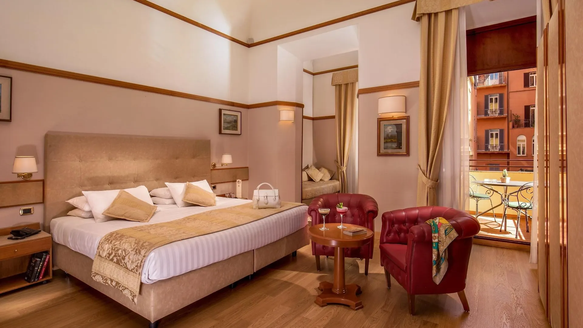 Отель La Residenza Рим