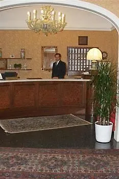 Отель La Residenza Рим Италия